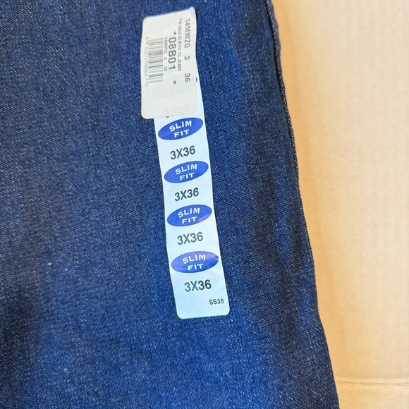 Women’s Wrangler Slim Fit Denim Jeans 3x36 - Picture 4 of 6